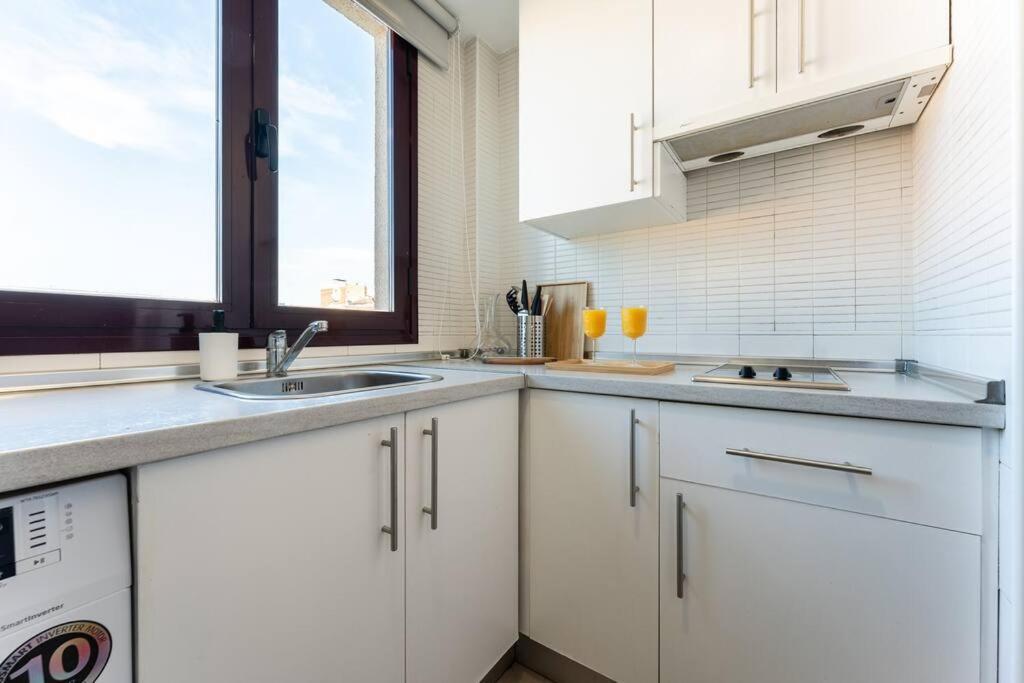 Unique Charming Apartment In The Heart Of มาลากา ภายนอก รูปภาพ